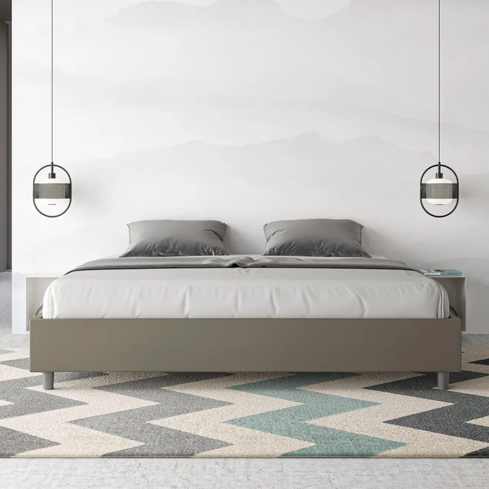 Cama doble de 200x200 cm tapizada en piel sintética, fabricada en Italia - Athlete viadurini