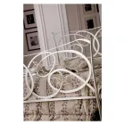 Cama doble con almohadas, colchón y 2 mesitas de noche Made in Italy - Natural viadurini