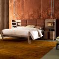 Grilli York hizo cama doble tapizada de madera maciza Italia