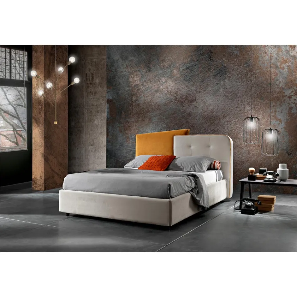 Cama doble de diseño moderno en terciopelo gris y naranja - Plorifon viadurini