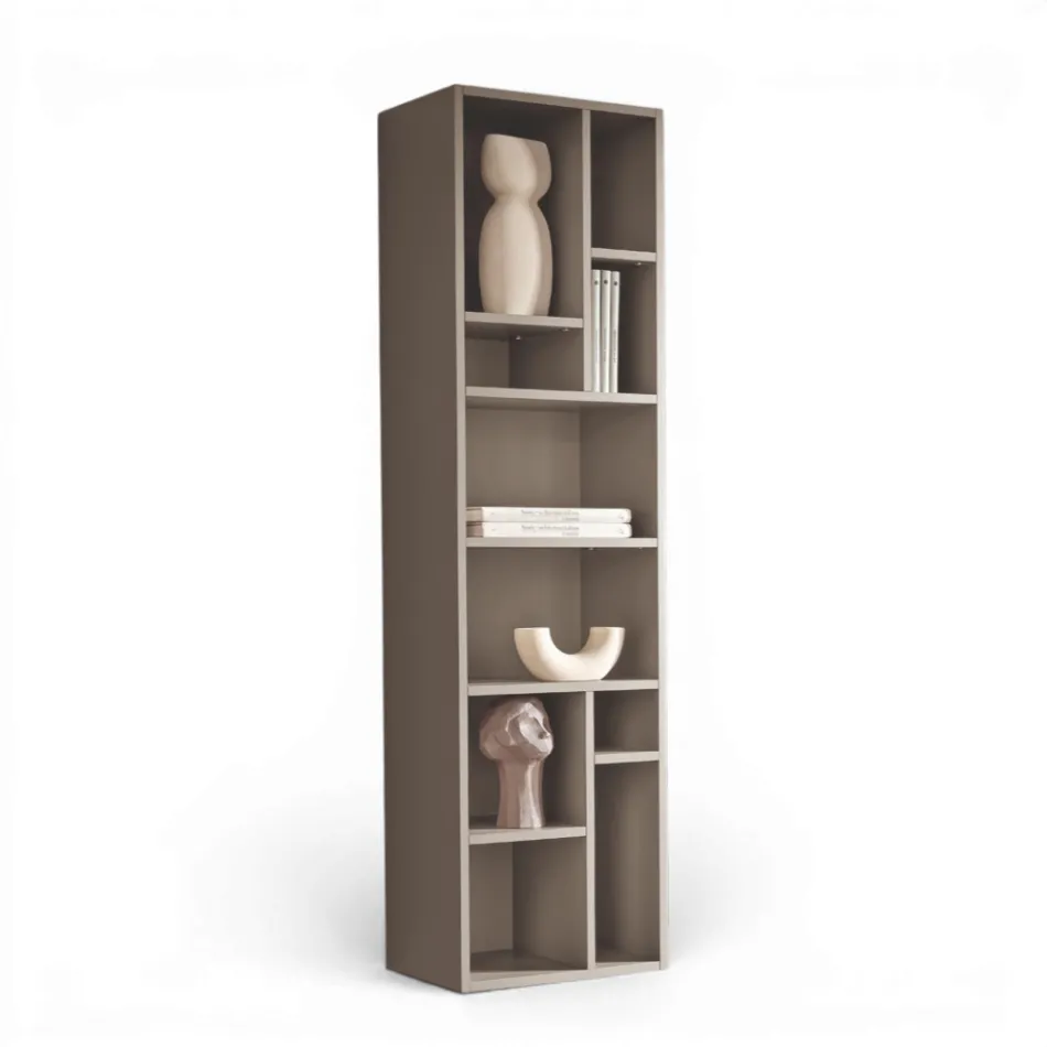 Librería vertical en varios acabados, fabricada en Italia - Siviglia viadurini