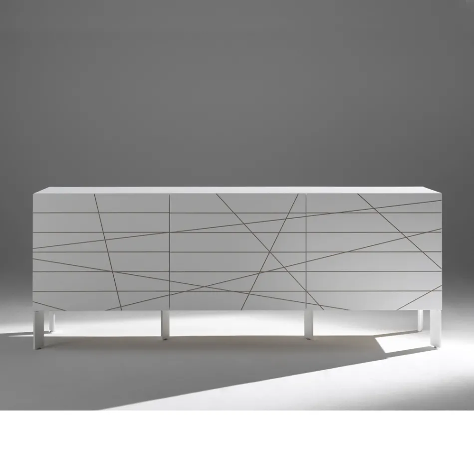 Aparador de 3 puertas en aglomerado de madera pintada - Ariete viadurini