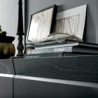 Aparador de madera de 3 puertas con borde inclinado y tablero de cerámica - Mondolfo viadurini