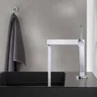 Mezclador de lavabo de baño moderno en metal cromado - Girino viadurini
