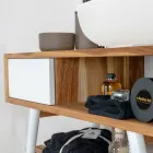 Mueble de baño de pie en teca natural blanca con cajones de colores - Benoit viadurini