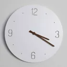 Reloj de pared de diseño clásico en madera blanca redonda cortada con láser - Jovial viadurini