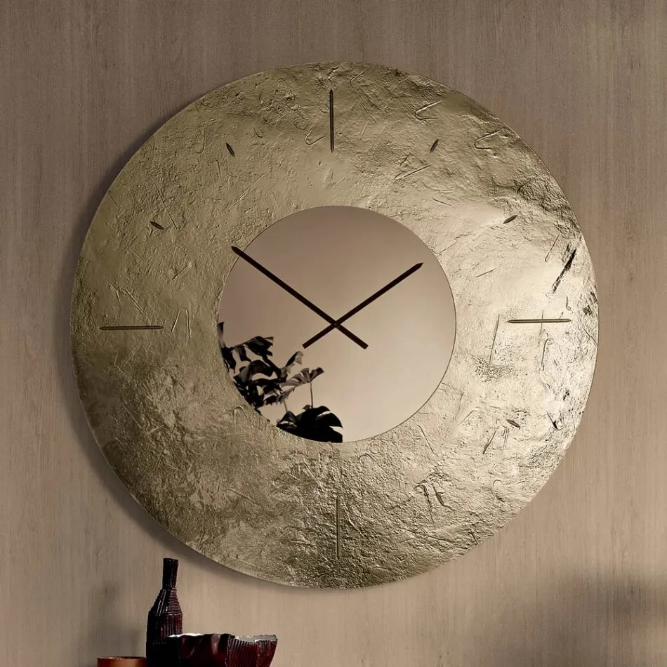 Cinzia - Reloj de pared de cristal fusionado con reverso plateado martillado, fabricado en Italia. viadurini