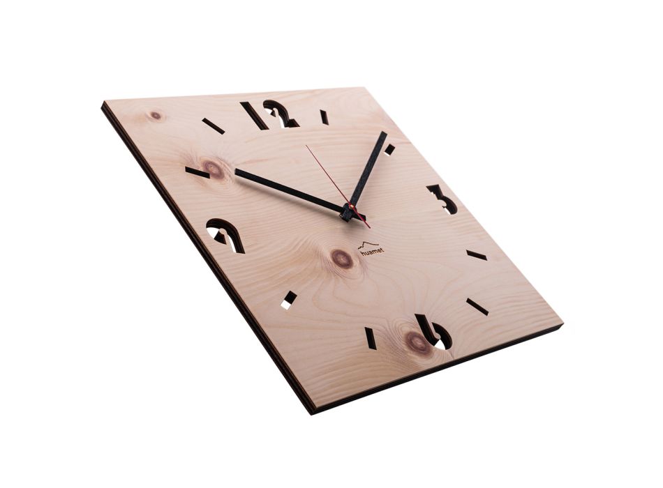 Reloj de pared en madera de pino suizo fabricado en Italia Andrea. viadurini