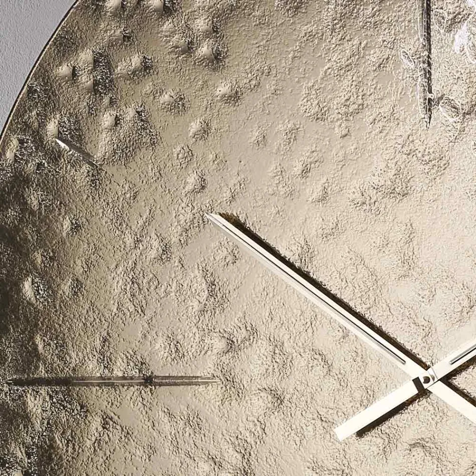 Reloj de pared de vidrio fundido ondulado con manecillas de latón - Radia viadurini