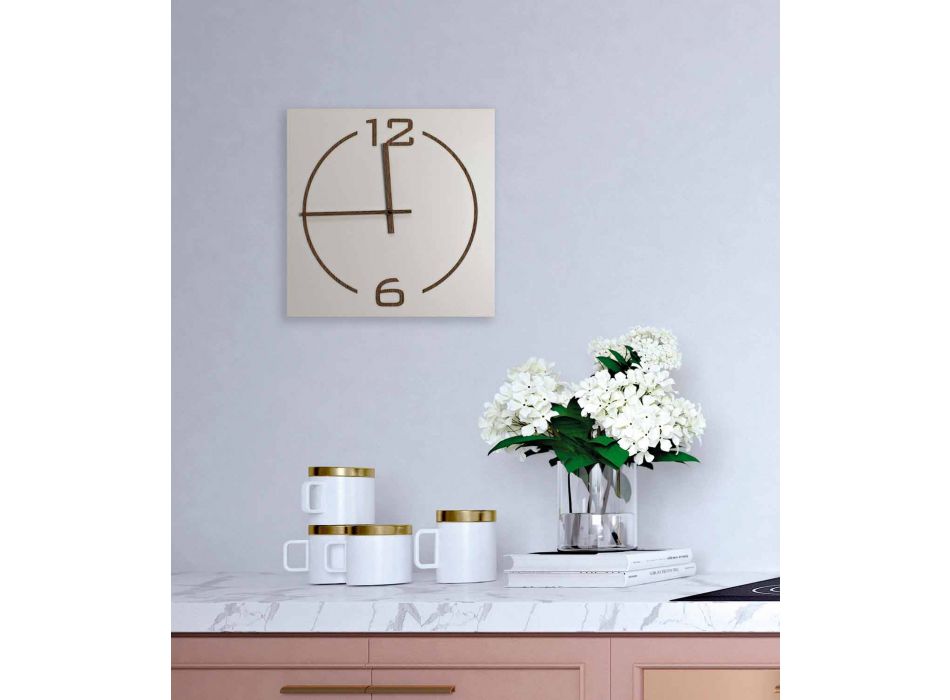 Reloj de pared de diseño cuadrado y moderno en madera beige y marrón - Tabata viadurini