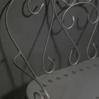 Banco de jardín hecho totalmente de metal - Archivo viadurini