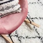 Sillón Mecedora Tapizado Efecto Terciopelo Diseño Escandinavo - Pippy viadurini