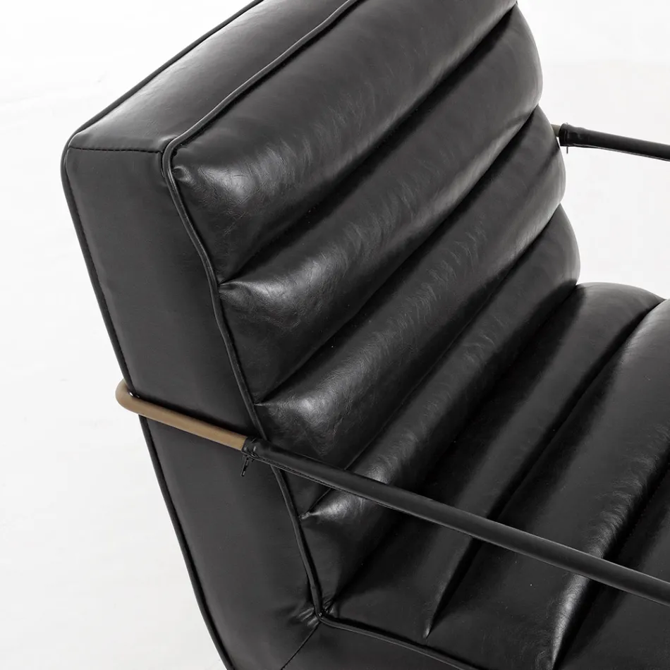 Sillón clásico en acero y piel sintética de diseño marrón o negro - Kendy viadurini