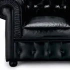 Sillón clásico forrado en cuero con pies de madera Made in Italy - Idra viadurini