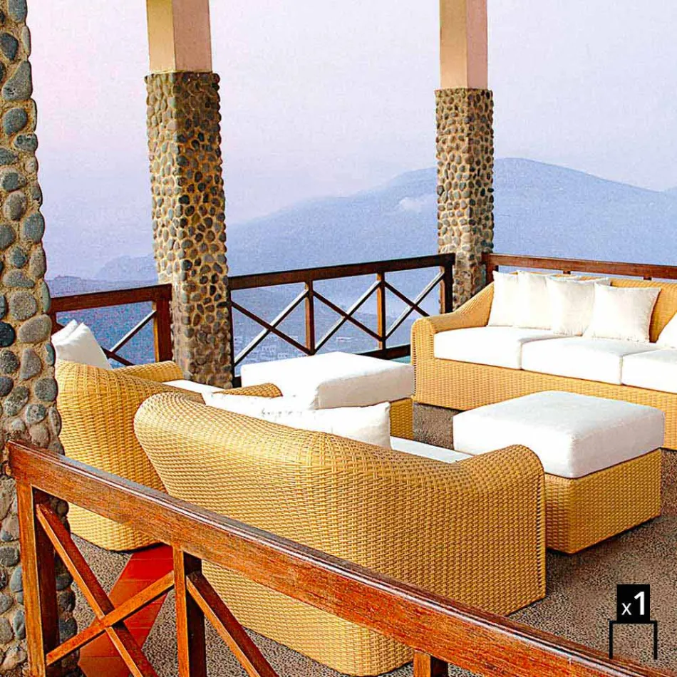 Sillón de diseño exterior de polietileno tejido a mano Cooper viadurini