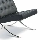 Sillón en piel sintética con tachuelas y estructura cromada Morella viadurini