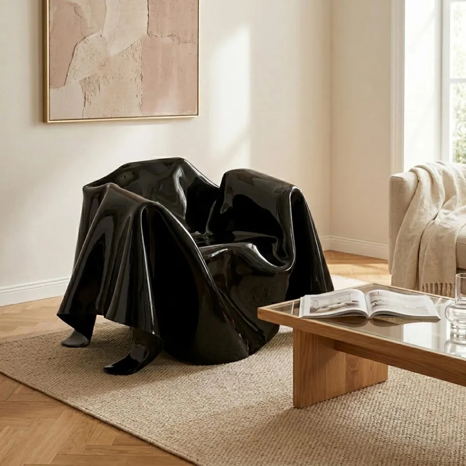 Delia - Sillón moderno con drapeado de plexiglás negro, fabricado en Italia. viadurini