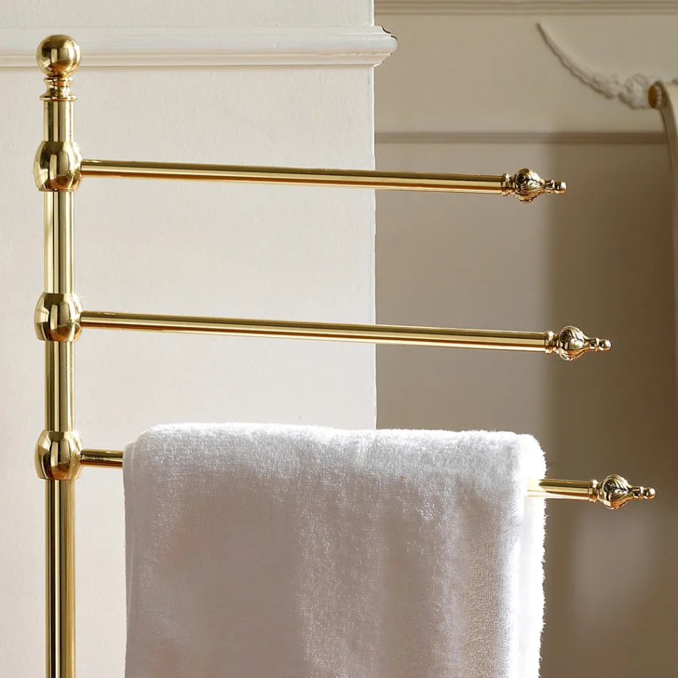 Toallero de baño de latón vintage de 3 brazos para pie – Brest viadurini