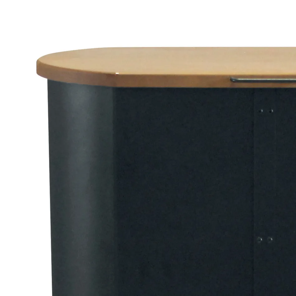 Porta pellets de metal con ruedas y tapa de madera Made in Italy - Bisonte viadurini