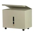 Porta pellets de metal con ruedas y tapa Made in Italy - Gazza viadurini