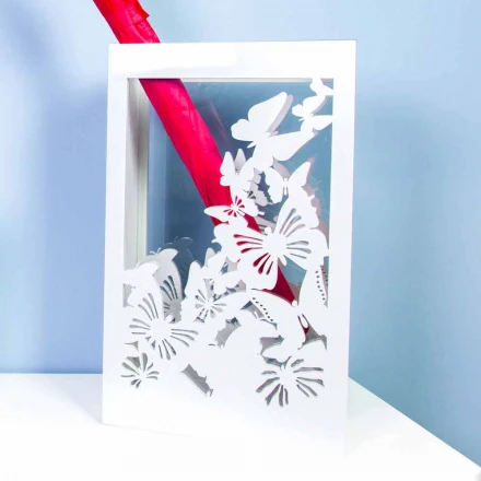 Paragüero de madera blanca con diseño moderno decorado con mariposas - Papilio viadurini