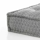 Puf étnico cuadrado en tela de patchwork o terciopelo - fibra viadurini