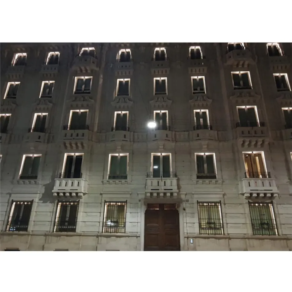 Foco Led Exterior 5W Acabado Gris Aluminio - Dayane viadurini