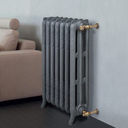 Radiador hidráulico de hierro fundido decorado con 3 columnas - Vanillina viadurini