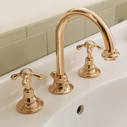 Grifo para lavabo alto vintage de latón con 3 orificios Made in Italy - Klarisa viadurini