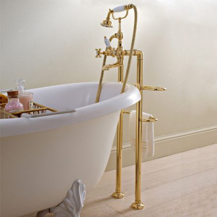 Grifo de bañera de piso clásico en latón con ducha de mano - Fioretta viadurini