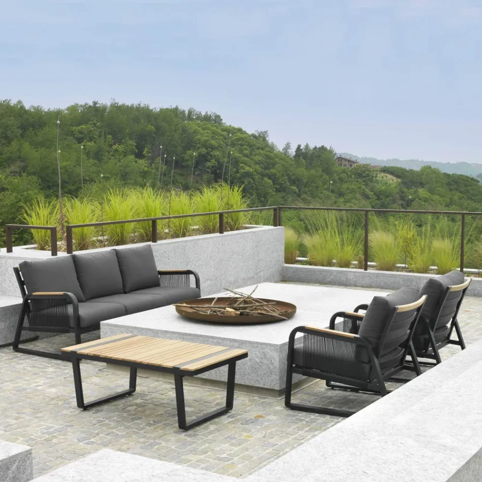 Salón de aluminio con detalles de teca brasileña - Diario viadurini