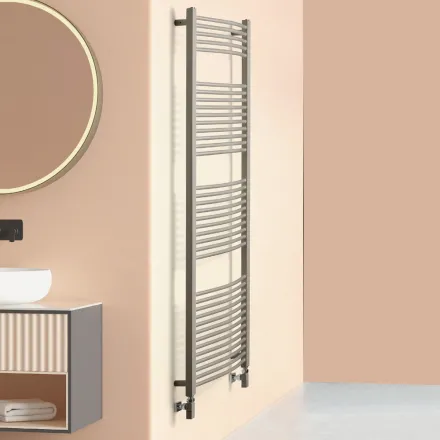 Calentador de toallas hidráulico de acero en diferentes colores fabricado en Italia - Ibis viadurini