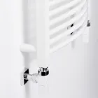 Calentador de toallas hidráulico de acero en diferentes colores fabricado en Italia - Ibis viadurini