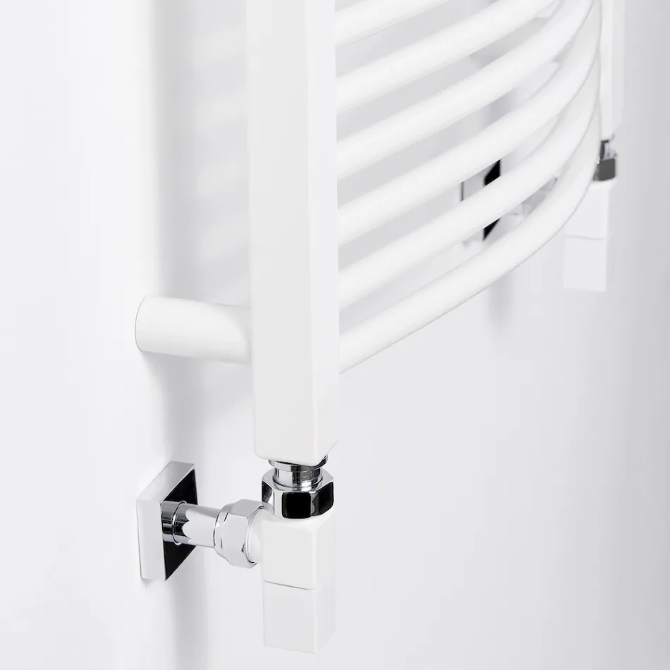 Calentador de toallas hidráulico de acero en diferentes colores fabricado en Italia - Ibis viadurini