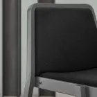 Silla apilable de madera con asiento de terciopelo Made in Italy, 2 piezas - Leipzig viadurini