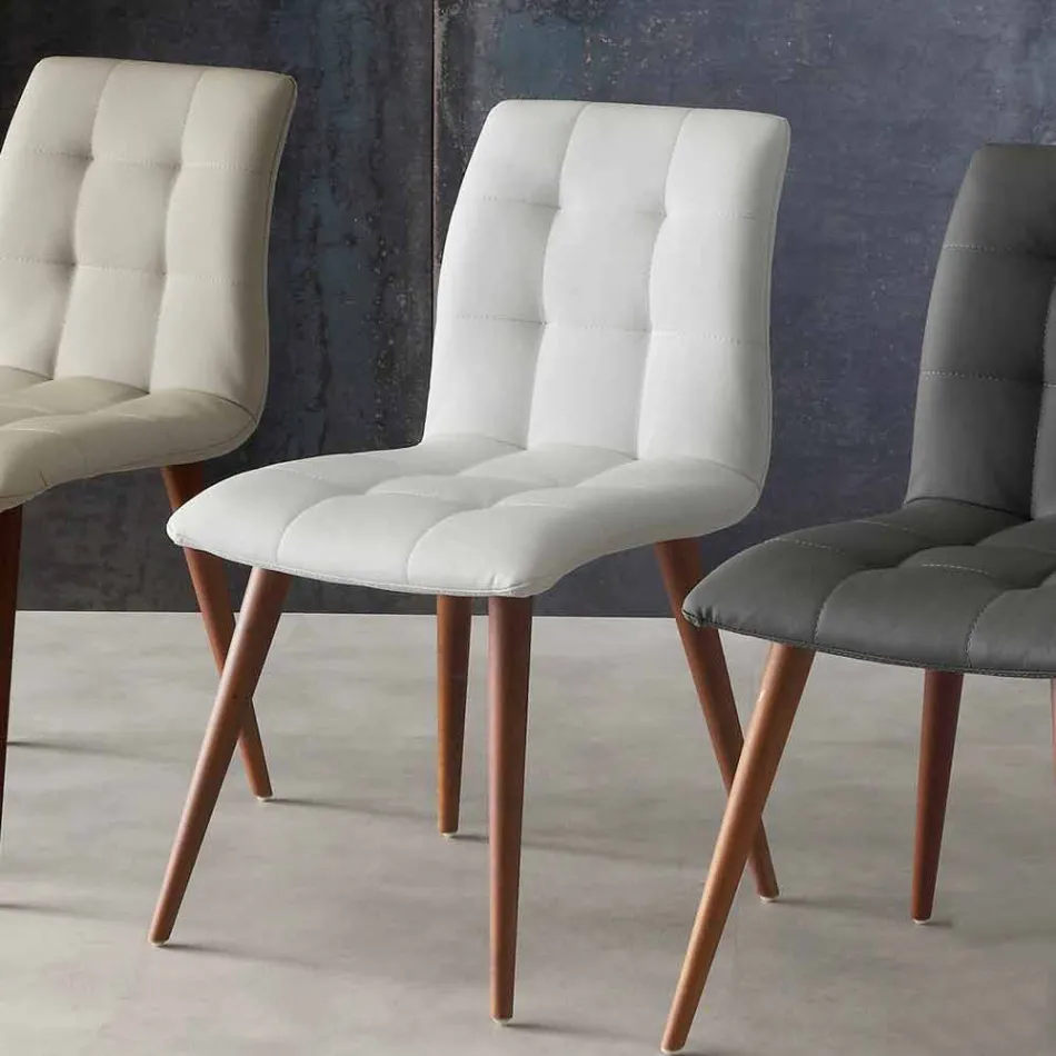 Silla de madera maciza tapizada en ecopiel violeta viadurini