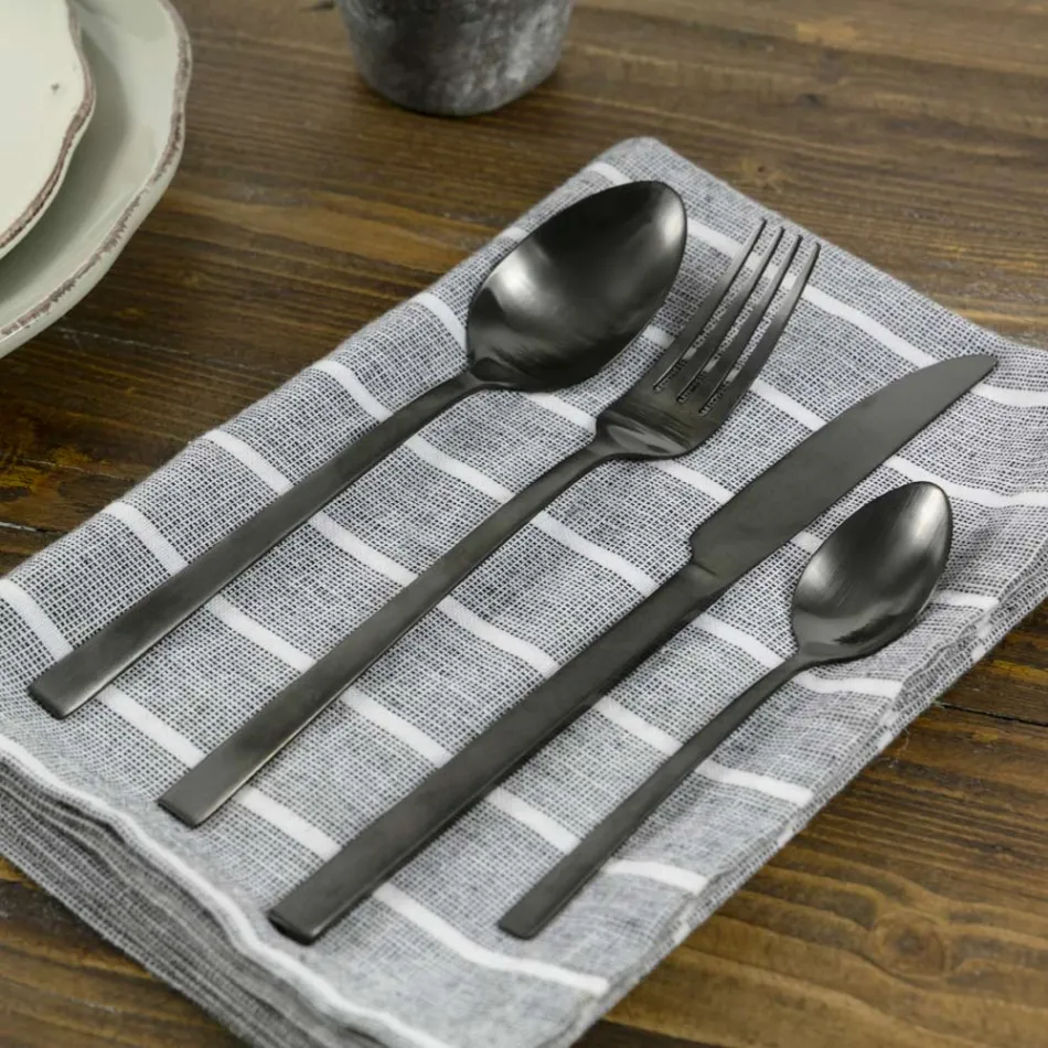 Juego completo de cubiertos en acero negro o diseño de cobre 24 piezas - Fayette viadurini