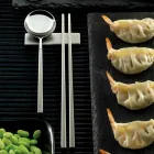 Set compuesto por cuchara de fruta, palillos y soporte para cubiertos - Osaka viadurini