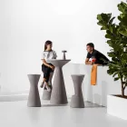 Taburete alto de jardín en polietileno coloreado Made in Italy - Desmond viadurini