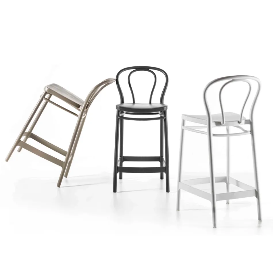 Taburete alto de polipropileno con reposapiés, 4 piezas - Gaya viadurini