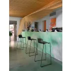 Taburete Apilable en Metal y Polipropileno Hecho en Italia, 2 Piezas - Charla viadurini