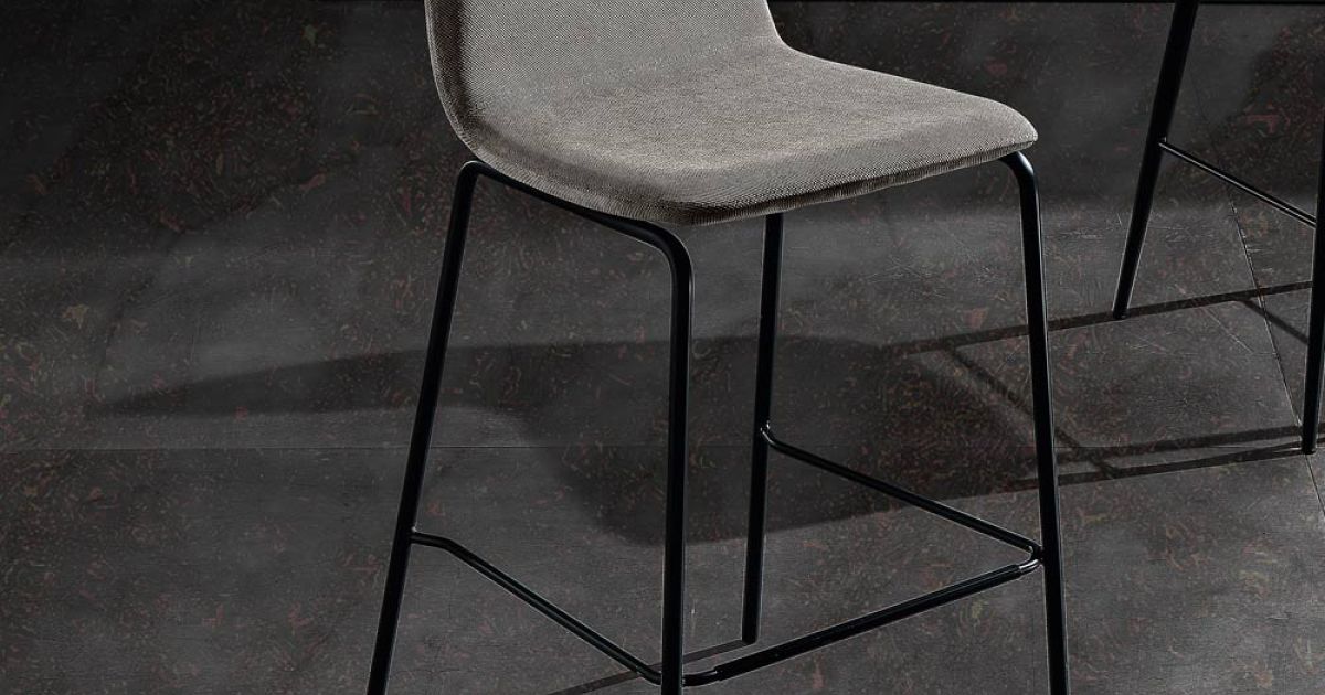 Taburete de Tela Coloreada y Metal Moderno Made in Italy
