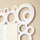Espejo de pared cuadrado blanco de diseño moderno con decoraciones de madera - Burbuja viadurini