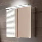 Espejo de pared de 2 puertas con luz LED y tomas de corriente - Bramo viadurini