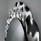 Espejo redondo con marco de cristal ondulado, fabricado en Italia - Adelma viadurini