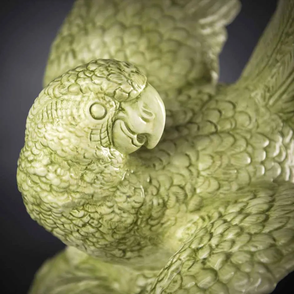 Figura de cerámica con forma de loro hecha a mano en Italia - Pagallo viadurini