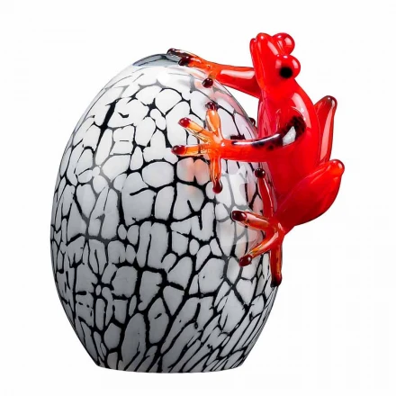 Figura en forma de huevo de colores reales con rana Made in Italy - Huevo viadurini