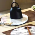 Tabla de cortar ovalada moderna en mármol blanco de Carrara Made in Italy - Masha viadurini