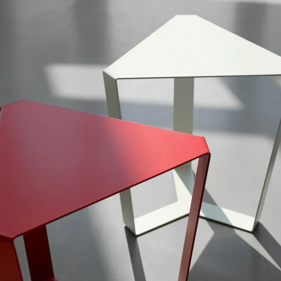 Mesa de centro de metal de colores de diseño Made in Italy - Yasmine viadurini