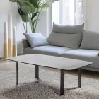 Mesa de centro de vidrio cerámico con base de metal pintado - Camilo viadurini